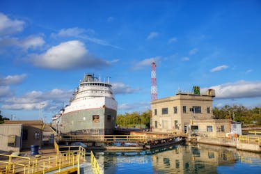 2-hour Segway™ tour along the Welland Canal